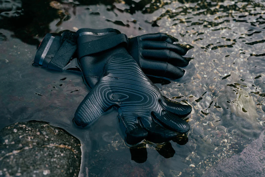 Roam Glove 3 mm precurved