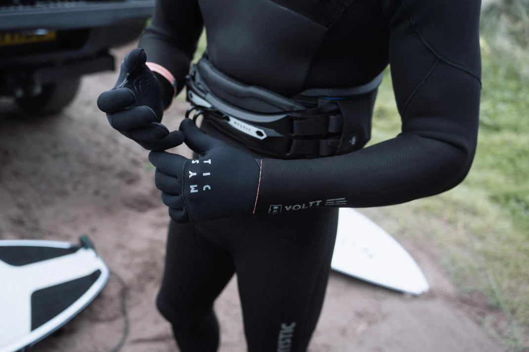 Roam Glove 3 mm precurved
